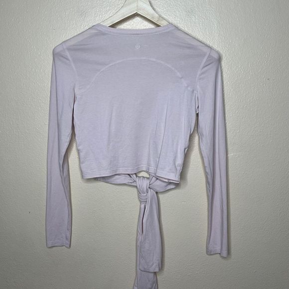 Lululemon Shirt Womens Small Pink Tie Long Sleeve Cropped Active Wear Gym - Picture 7 of 8